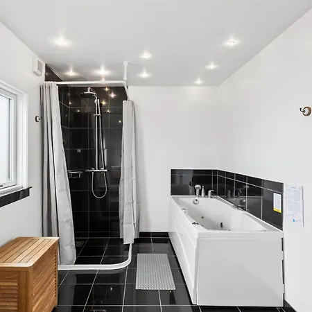 Ubavka - 101m From The Sea By Interhome